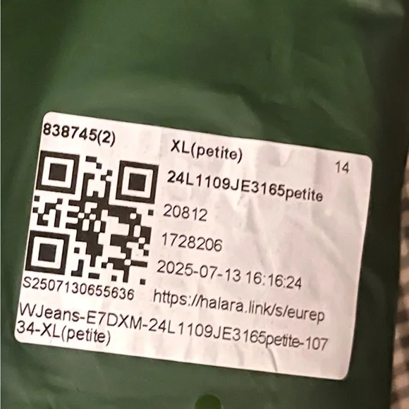 Halara Flex Asymmetric Low Rise Zipper Pockets Baggy White XL Petite - Picture 12 of 14